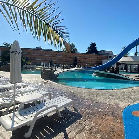 아파트 Bratanov Trakia