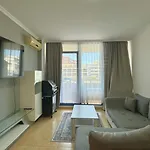 Bratanov Trakia شقة *