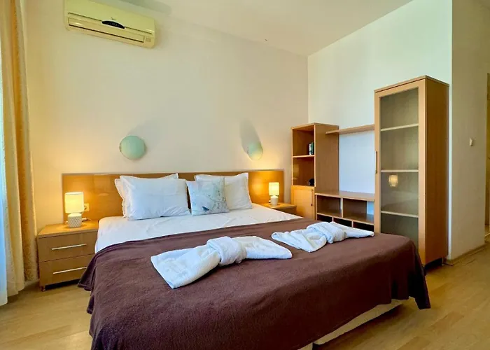 Bratanov Trakia * 阳光海滩